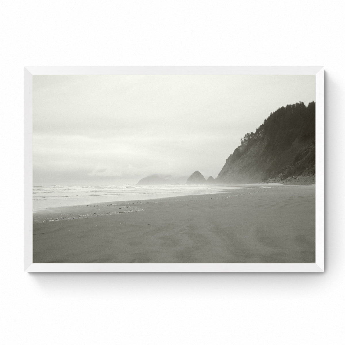 black and white beach print